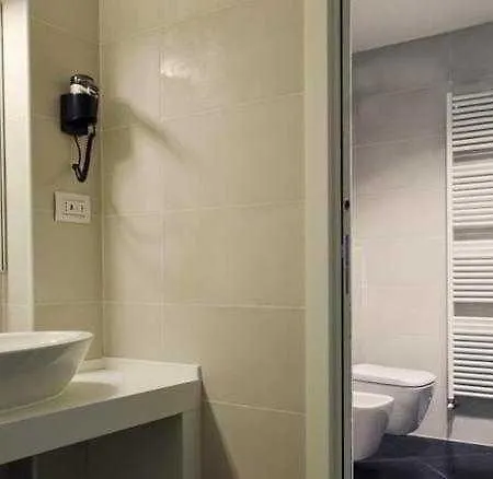 57 Reshotel Orio מלון