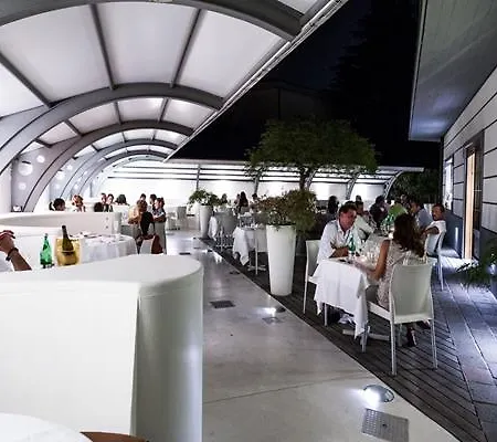 מלון 57 Reshotel Orio